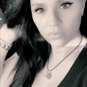 Meet your Posher, Tara